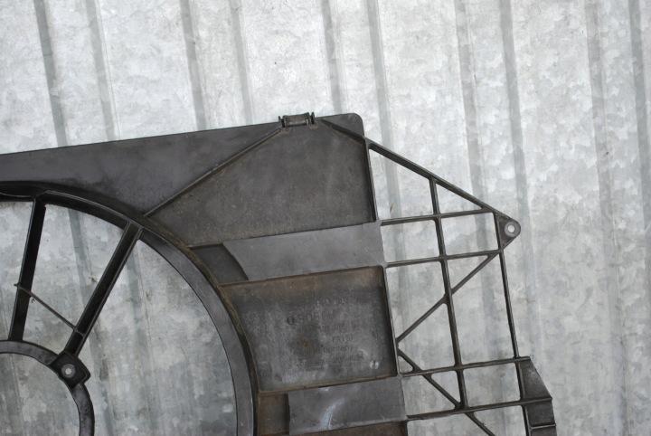 фото №9, Корпус вентилятора vw t5 2.5 tdi 7h0121201bc