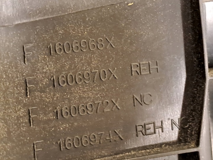 фото №8, Пластик захист корпус сидіння водія ліва peugeot expert iii 3 17r