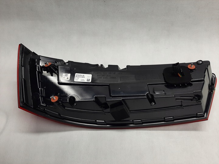 фото №9, Audi q7 sq7 лампы зад matrix 4m0945093e 4m0945094e