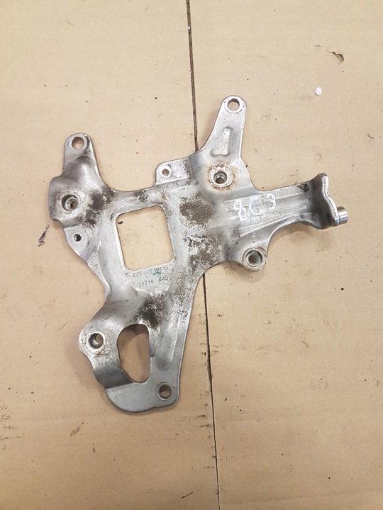 фото №1, 863 sq7 4.0 tdi dmv cza крепление 057145191g