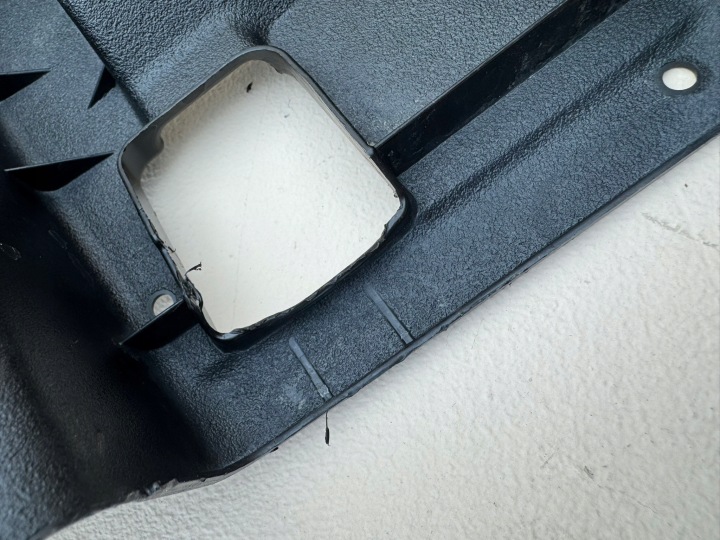 фото №11, Toyota corolla cross 20r- заборщик руль воздуха 16561-24040