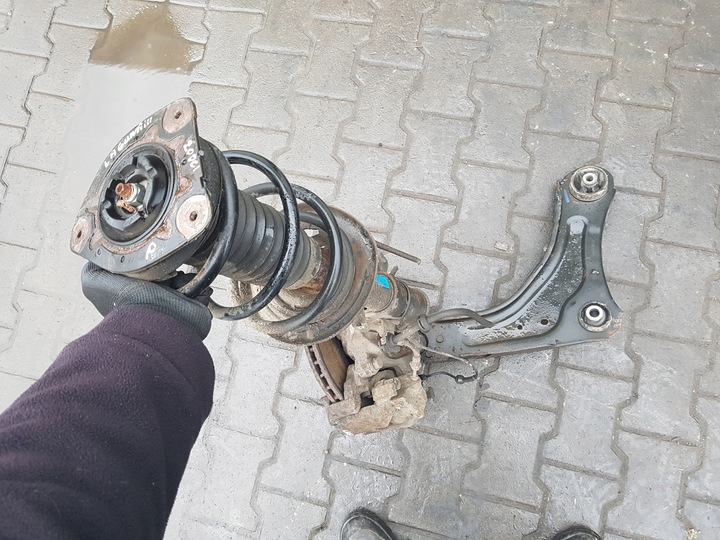 фото №5, Renault laguna 3 iii 07r- 2.0 dci амортизатор поворотна опора права перед