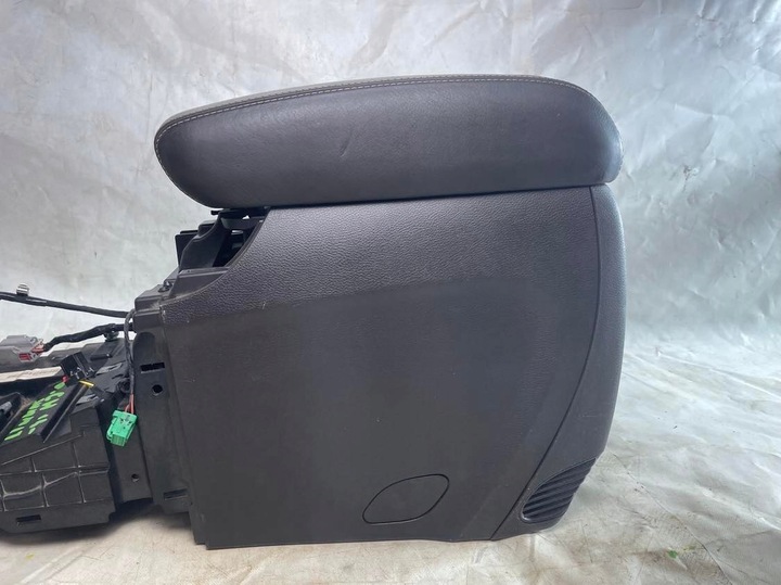 фото №10, Jeep grand cherokee 15- подлокотник туннель средний usa