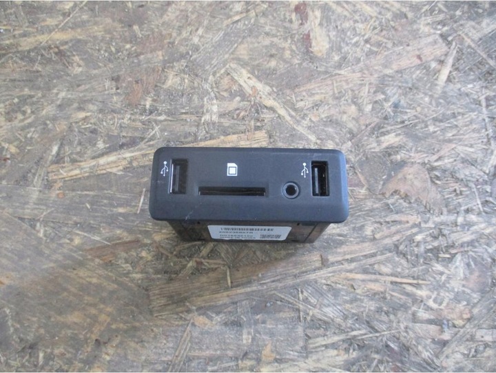 фото №1, Renault megane iv talisman гніздо usb sd aux зарядний пристрій 280236887r