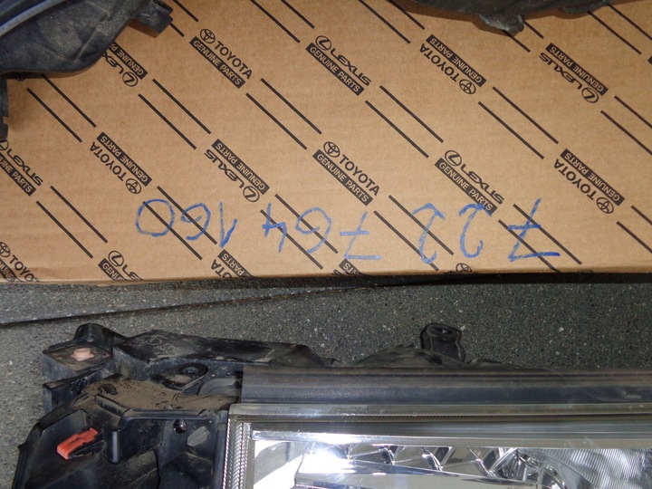 фото №9, Toyota hilux viii 16-20r лампа звичайна лівий перед 81150-0k792