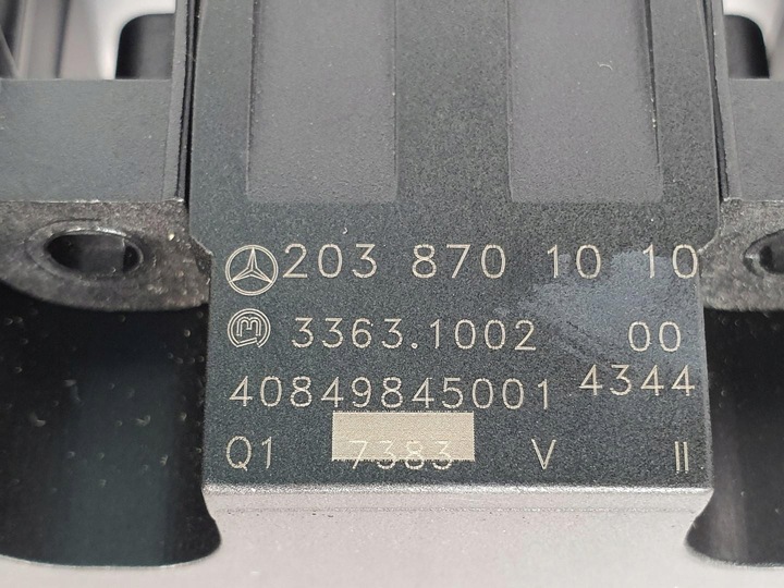 фото №8, Панель кнопки esp світла блокування обігріву сидінь mercedes w209