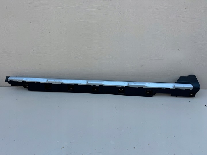 фото №1, Vw passat b8 3g0 аксессуар 14-23r порог планка пороговая левая 3g9853855