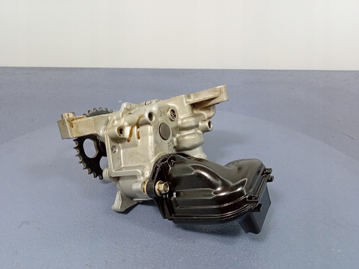 фото №5, Mazda 3 iii bm 2.0 skyactiv насос масла pe7w14100