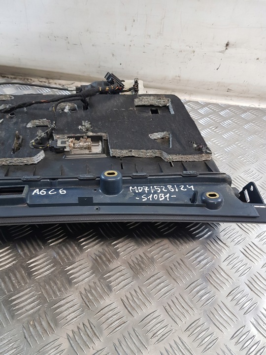 фото №16, Audi a6 c6 бардачок пассажира 4f1857035 + чейнджер