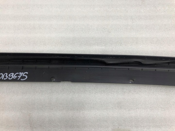 фото №8, Планка стёкла лобовой правая jeep grand cherokee wk