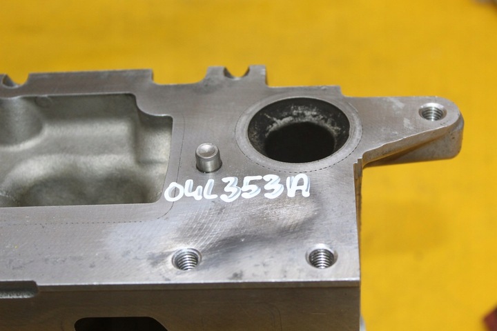 фото №11, Головка vw golf vii audi seat skoda 1.6 tdi clh 04l103373 04l353a