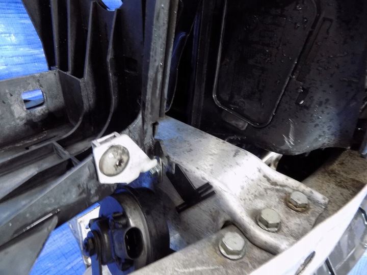 фото №9, Pas переднее радиатор балка bmw 5 f10 2012r 3,0b