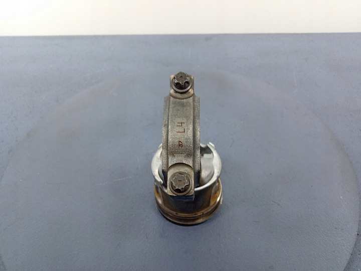 фото №7, Bmw 5 g30 g31 2.0d 190km b47d20b поршень шатун