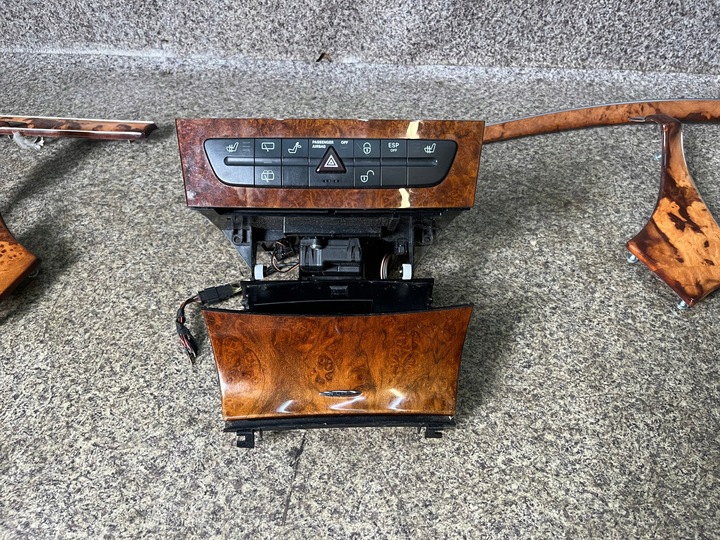 фото №7, Декори планки декоративний інтер'єру дерево ручка підлокітника w211 elegance eu