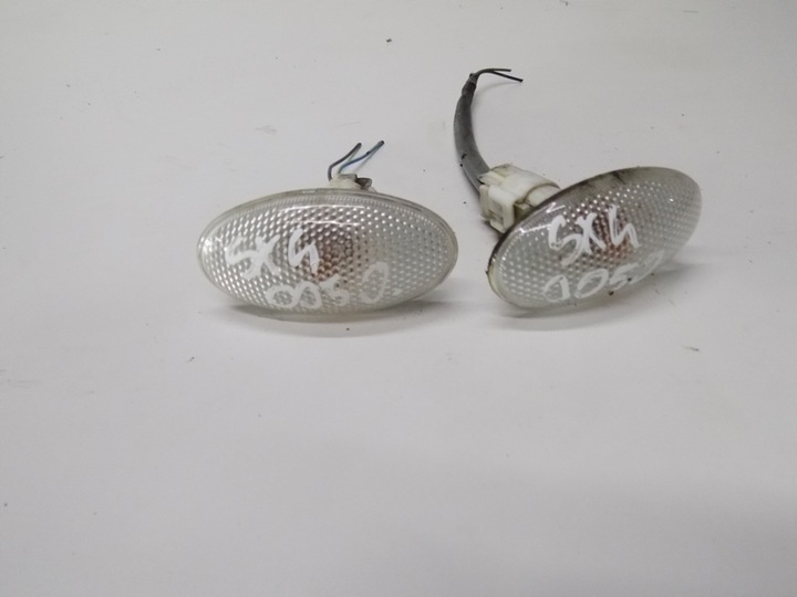 фото №12, Suzuki sx-4 sx4 поворотник поворотник w крило