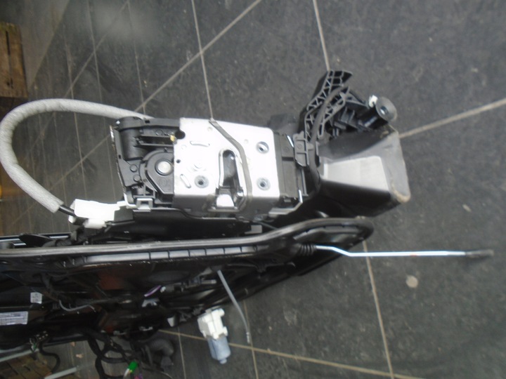 фото №1, Mercedes w166 замок дверь левый перед keyless go ml