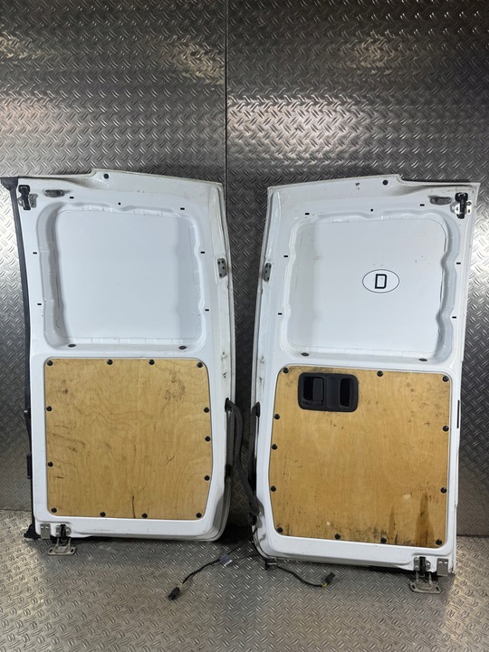 фото №7, Vito 447 15- двері праві ліві зад задні комплект