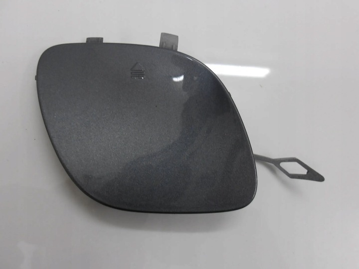 фото №1, Mercedes c-klasa w205 заглушка бампер hak перед