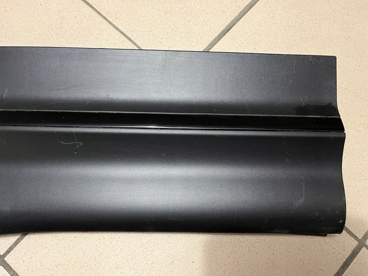 фото №7, Mercedes glb w247 x247 a247 планка двері права задня зад