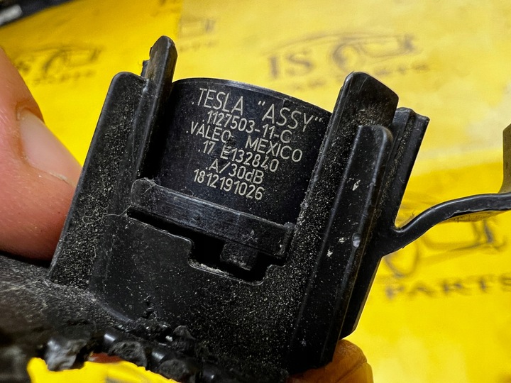 фото №7, Датчик паркування pdc зад кріплення кошик tesla модель 3 дорестайлінг