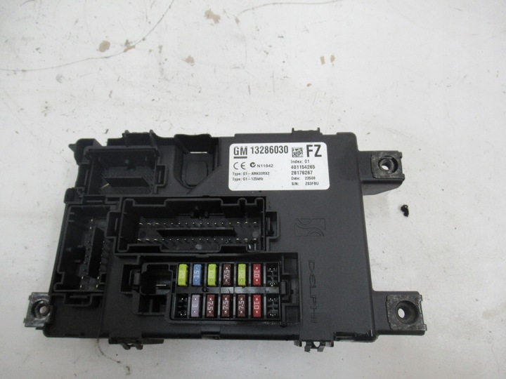 фото №1, Коробка запобіжників 13286030 opel corsa d