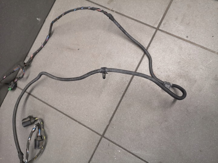 фото №4, Джгут склоомивача скла audi a8 d3