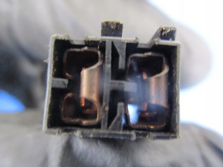 фото №6, Audi 80 b4 подъемник стекла перед правые+ моторчик 2контакты