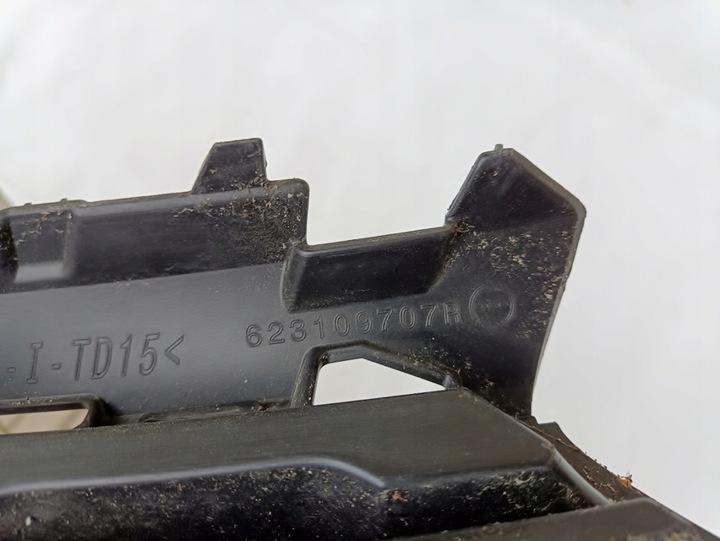 фото №6, Renault captur рестайлинг 17 решётка радиатора решётка бампера новая