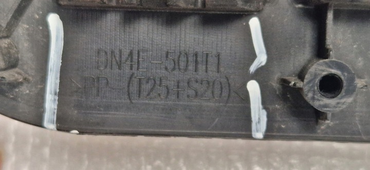 фото №14, Mazda mx30 mx-30 mx 30 нижняя решётка передней бампера решётка dn4e-501t1