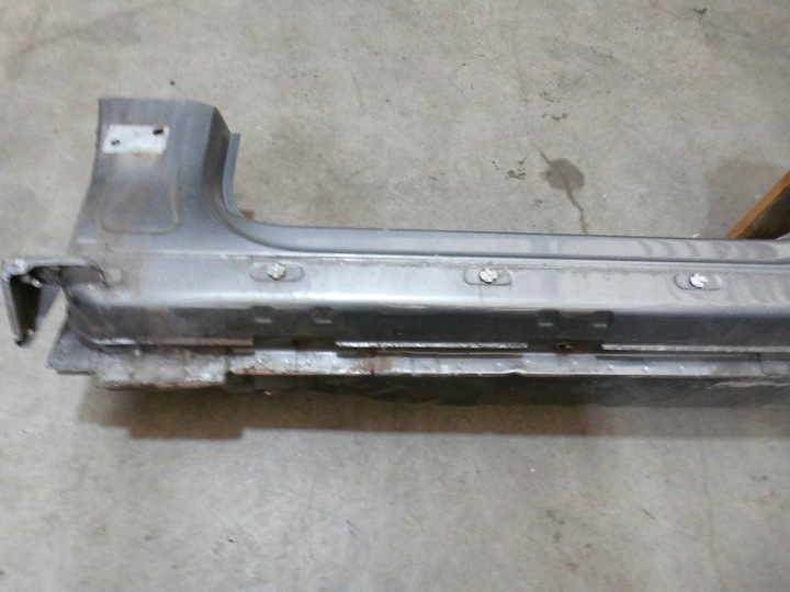 фото №2, Стійка поріг лівий vw passat b6 3c сірий la7t