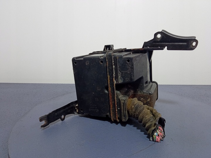 фото №4, Saab 95 i рестайлінг 3.0d коробка запобіжників 5248950