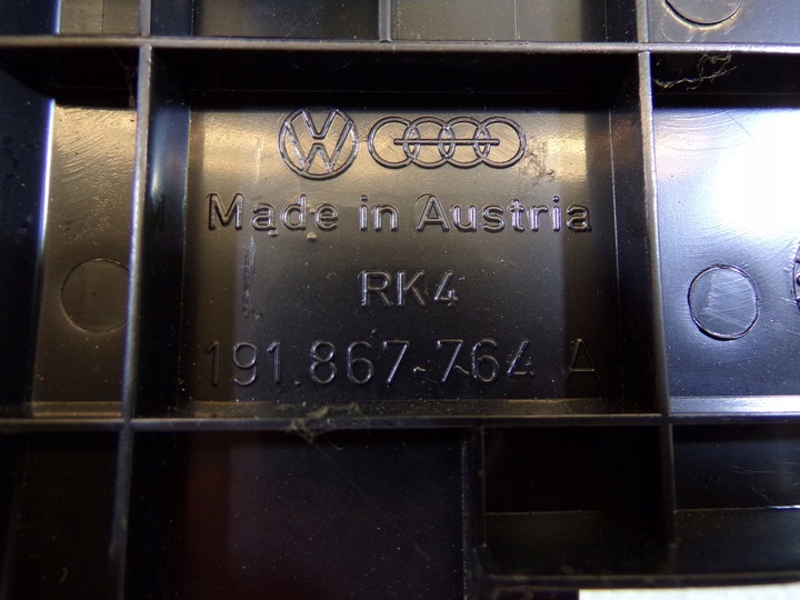 фото №8, Підтримка полиці багажника vw golf 2 ii 3d 191867764a