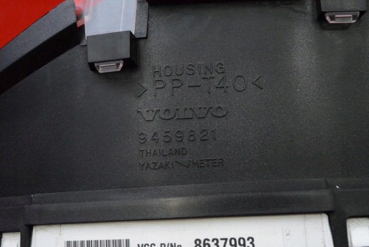 фото №10, Панель приборов автомат eu 8637993 volvo s60 1 i 2.4 b 140 km 00-04