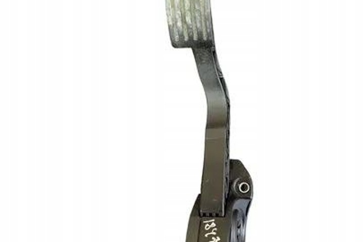 фото №8, Педаль газа volvo v40 cross country 526 31280596 2.0l дизель 88kw 2016