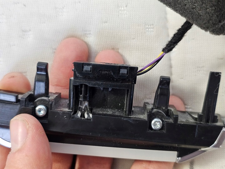 фото №8, Планка dekor консолі захист панелі led skoda karoq