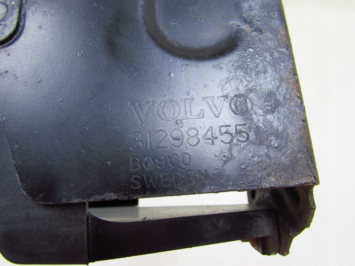 фото №12, Volvo s40 v50 v60 електропривід 1.6 d2 коробка основа акумулятора start stop
