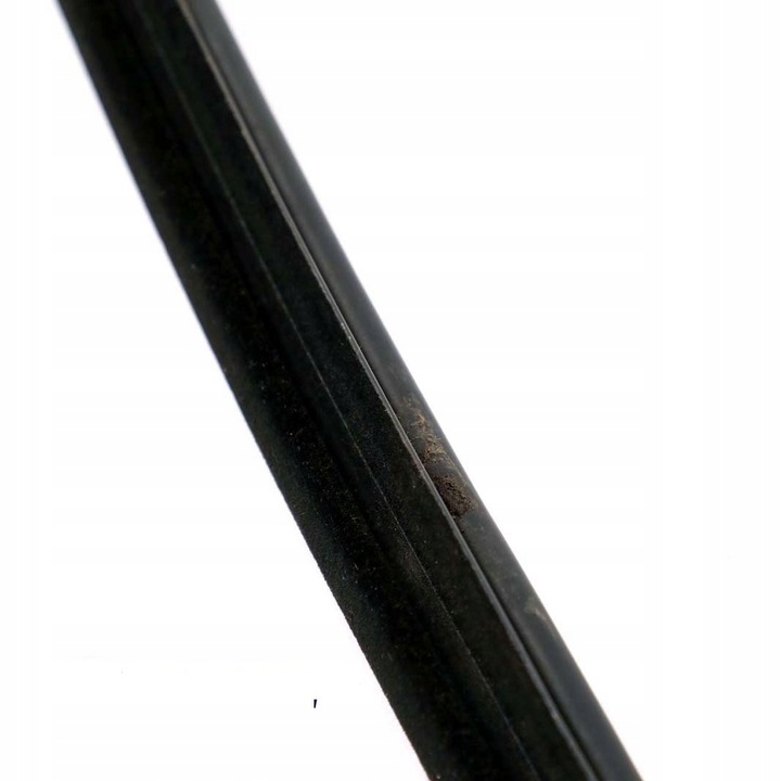 фото №11, Bmw e63 e64 внутренняя прокладка планка дверь левый перед 7008573