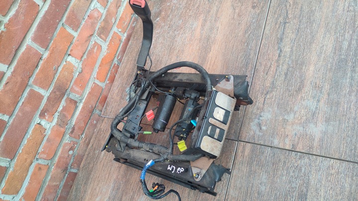 фото №3, Jeep grand cherokee wj 99-04 каркас сиденья правые