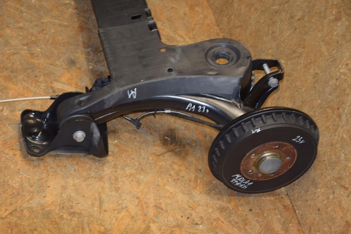 фото №9, Балка підвішування зад ступиця барабани audi a1 ii 82a 2q0501053cm 23r нова 3tyś