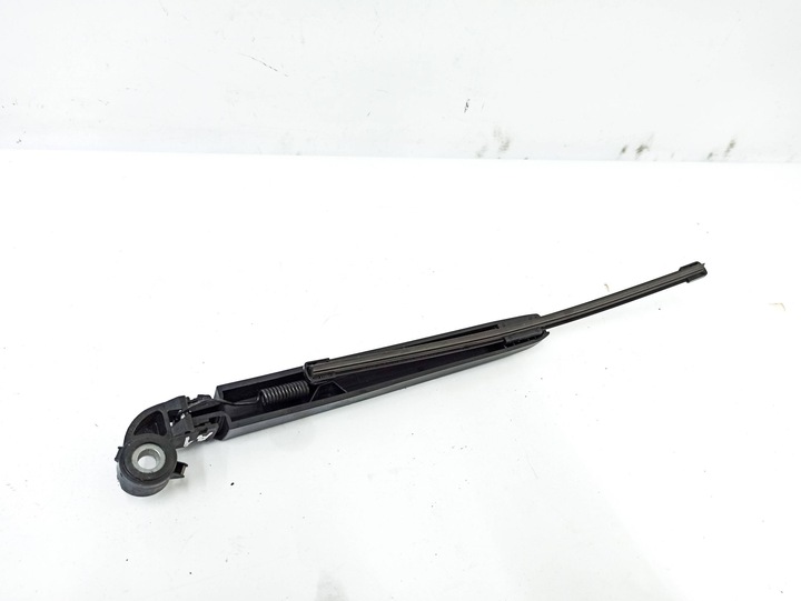 фото №8, Audi a1 2024 рычаг дворники стёкла задней