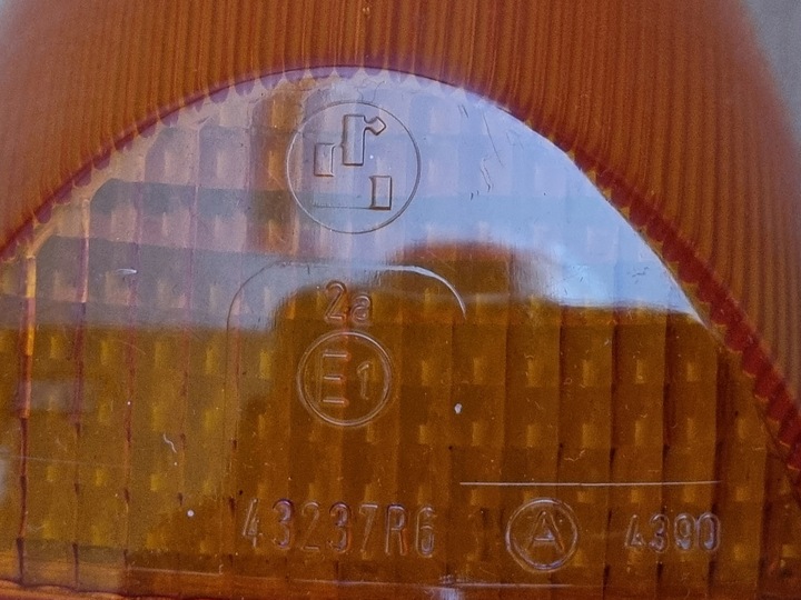 фото №10, Vw garbus лампа плафон зад 2-кольоровий eur. оригінал. bs 2515 gr 2