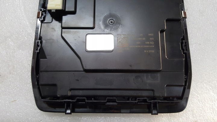 фото №9, Лампа стеля led- vw golf viii 5h0959561aa демонтаж