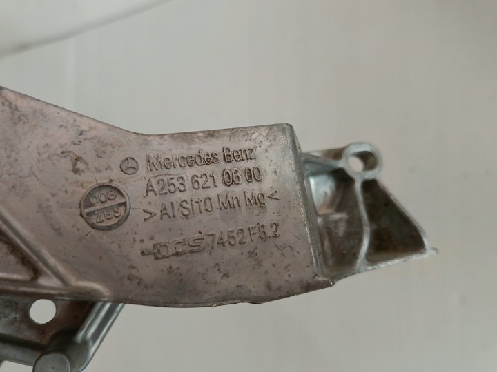фото №7, Кріплення кронштейн ременя перед лівий a2536210600 mercedes x253