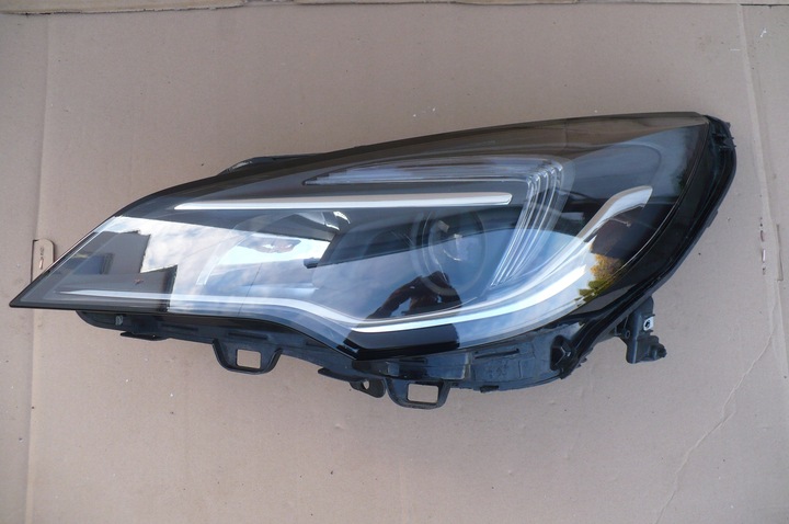 фото №1, Opel astra v k 15-19r + led ue - лампа перед левая