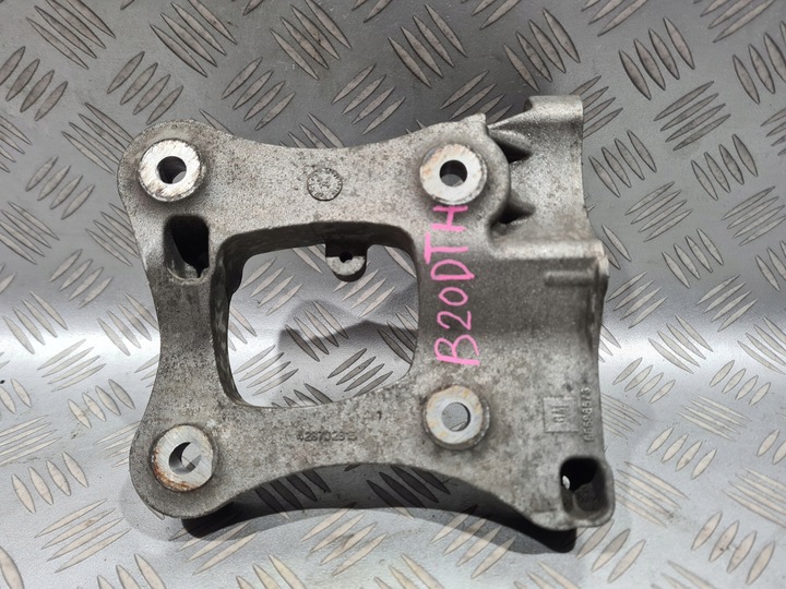 фото №1, Лапи кріплення компресора кондиціонера insignia b zafira c 2.0 cdti 170km