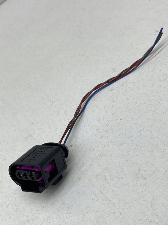 фото №6, Audi volkswagen seat skoda штекер роз'єм з'єднувач шланг 4d0971993