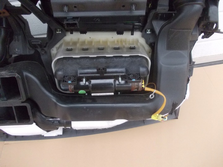 фото №10, Панель консоль подушка пассажира chevrolet trax европа оригинал демонтаж