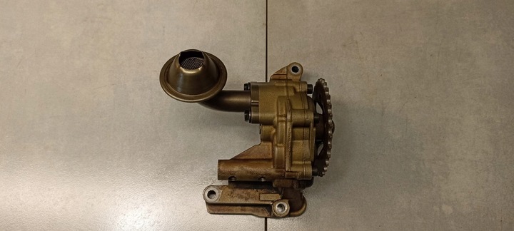 фото №1, Насос масла vw passat b5 alz 06a115121