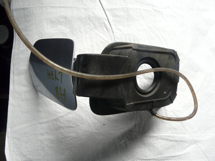 фото №6, Audi a8 d3 кришка заливання пального ly7h