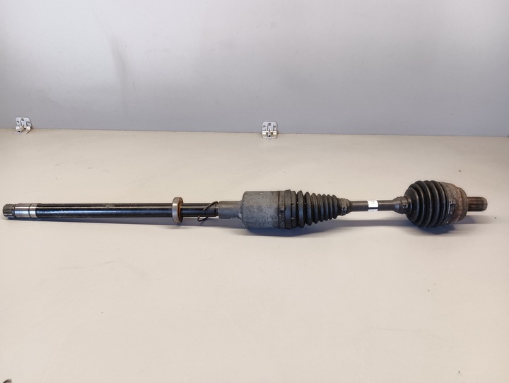 фото №1, Піввісь лівий перед mercedes w204 3.0 cdi v6 4 matic